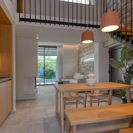 Revello Villa Lefkáda