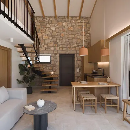 Revello Villa